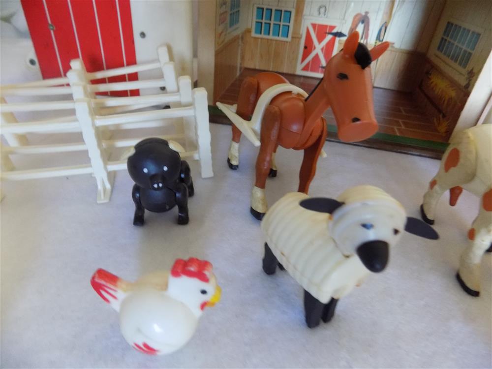 Fisher Price Little People Farm #915 Complete Hex Animals picture 21449