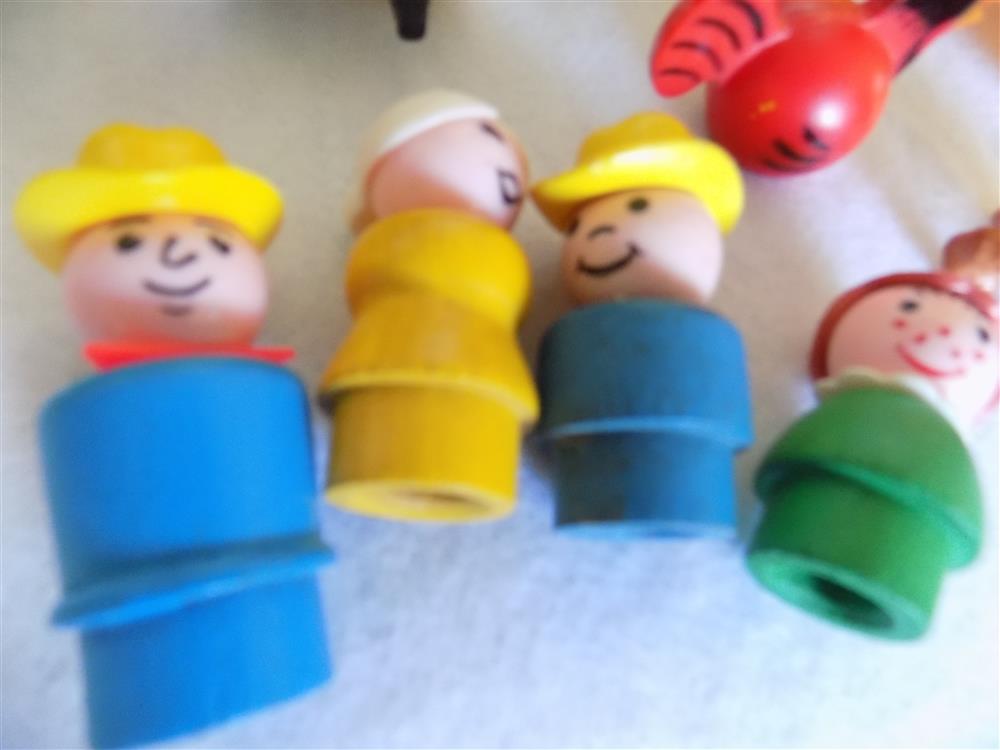 Fisher Price Little People Farm #915 Complete Hex Animals picture 21454