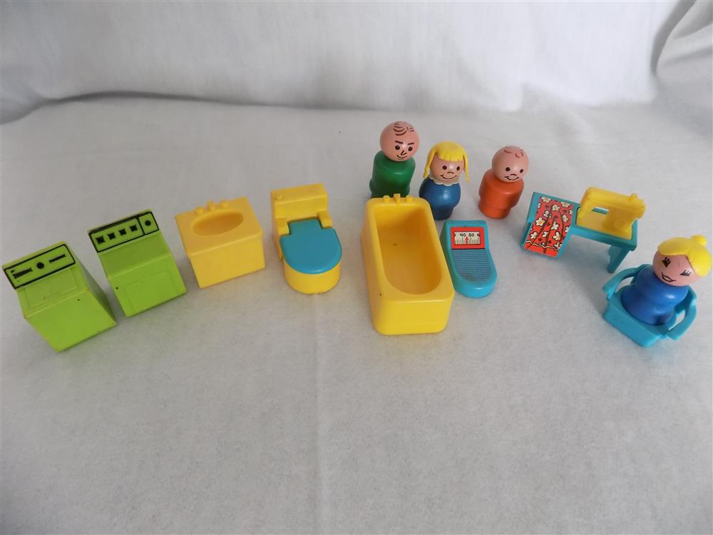 Fisher Price Play Family House Bath Utility Room Set #725 picture 18316
