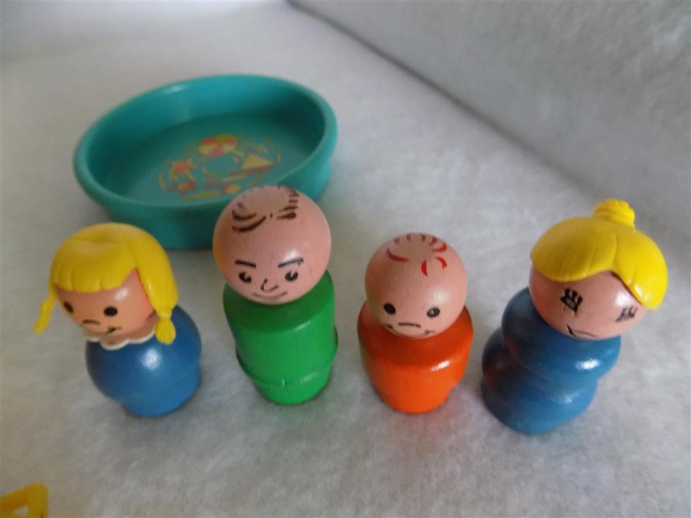 Fisher Price Little People Play Family Patio Set #726 picture 21422