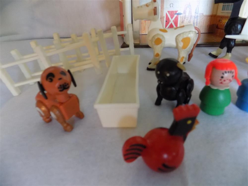 Fisher Price Little People Farm #915 Excellent picture 22435