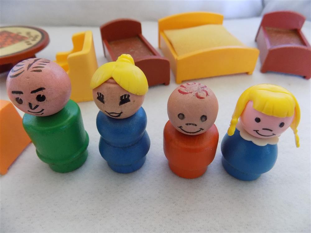 Fisher Price Play Family Decorator Set #728 picture 22454