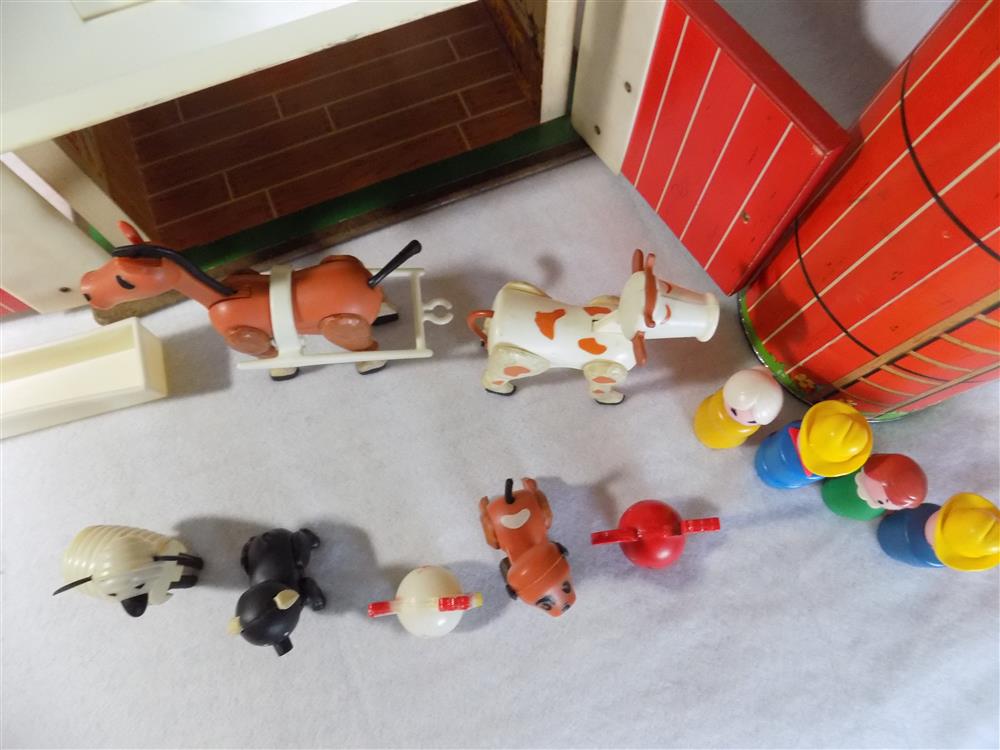 Fisher Price Little People Farm #915 Complete Hex Animals picture 22428