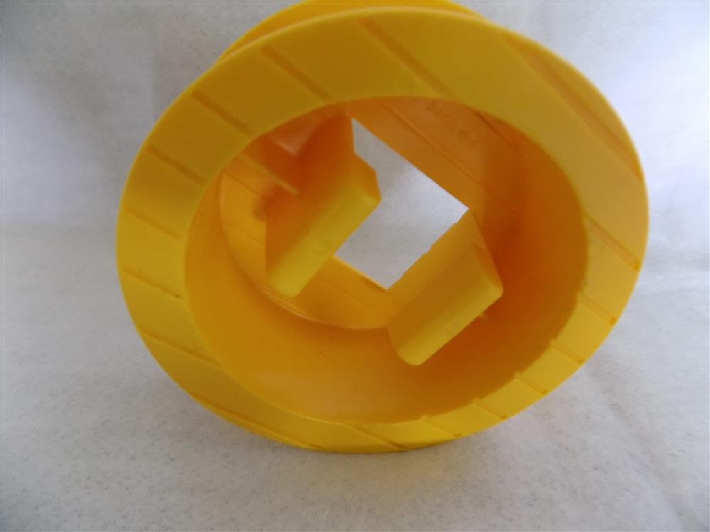 Fisher Price Sesame Street Clubhouse #937 Yellow Cable Spool picture 23483
