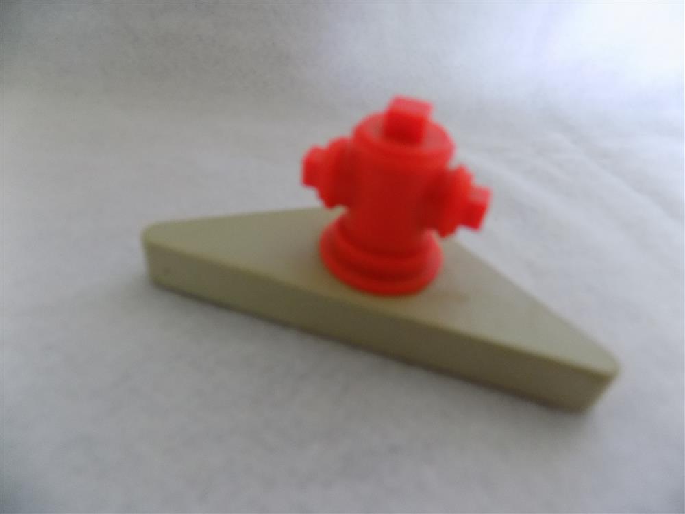 Fisher Price Little People Sesame Street  #938 Fire Hydrant picture 22471
