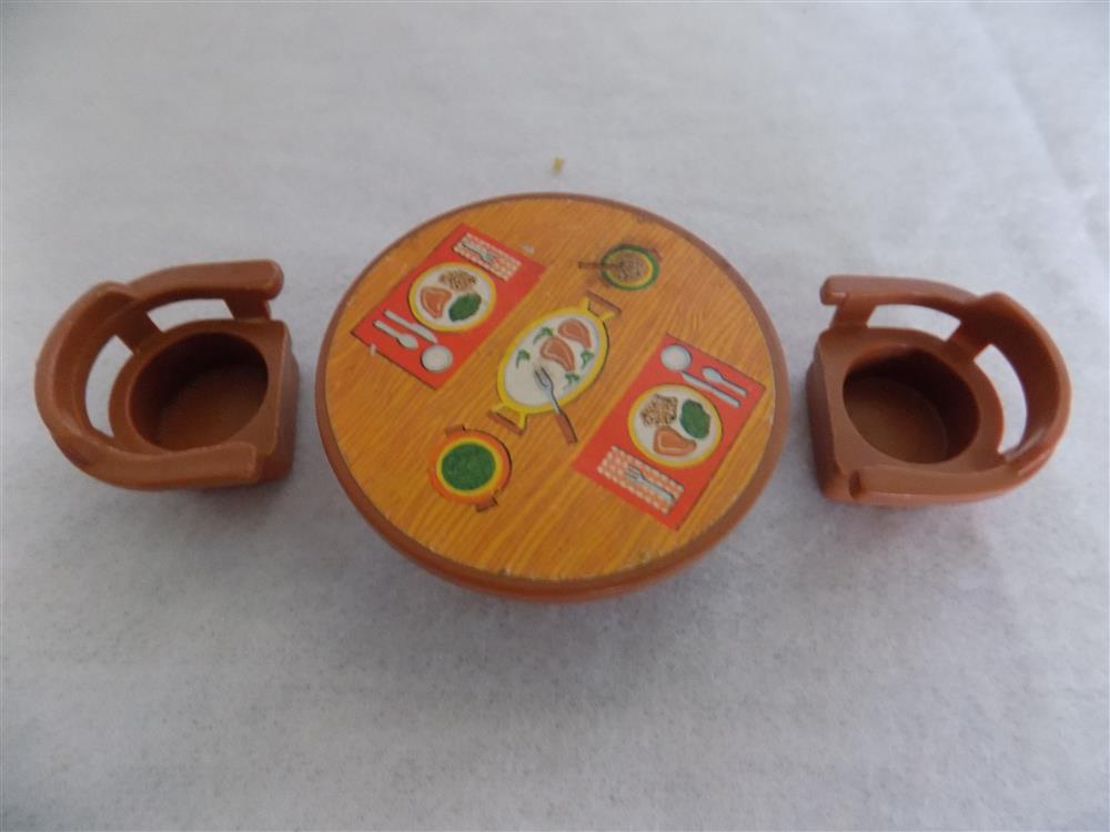 Fisher Price Sesame Street #938 BrownTable and Two Chairs picture 23472
