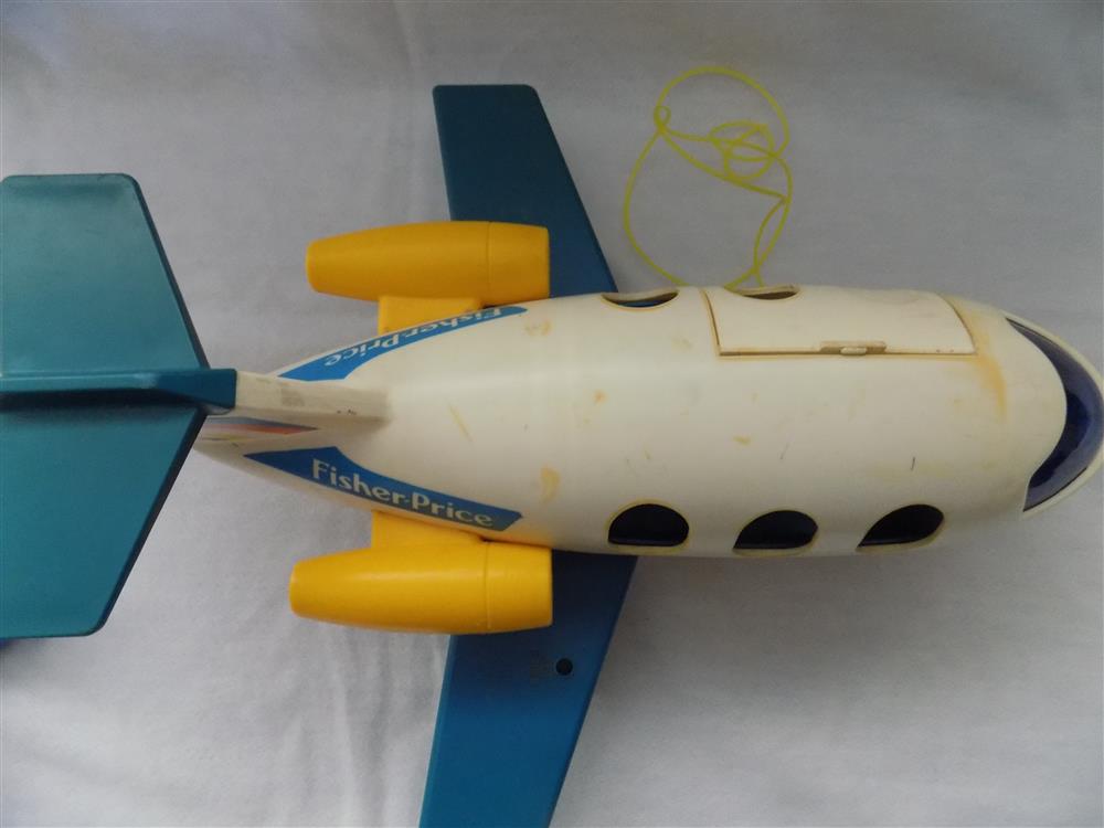 1980 Fisher Price Little People Airport Jetport #933 picture 23620