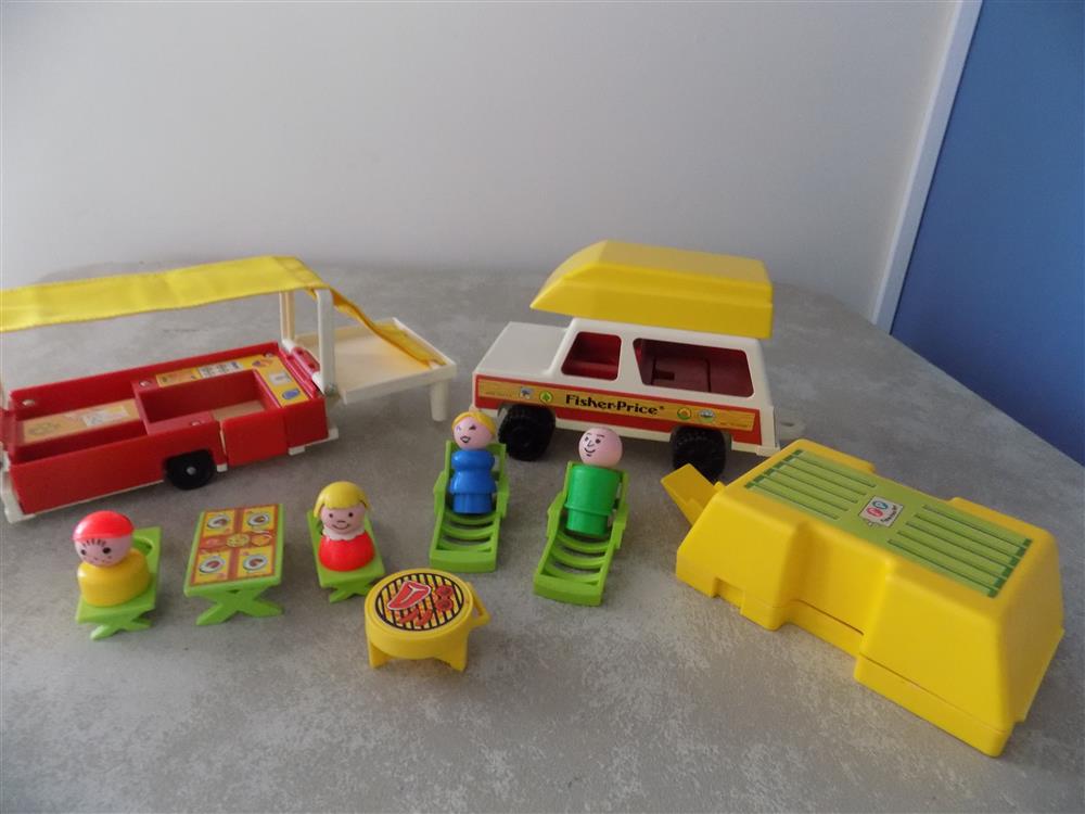 Fisher Price Little People Play Family #992 Pop-Up Camper picture 23633