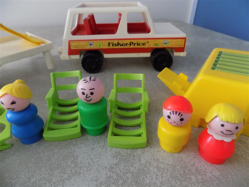 Fisher Price Little People Play Family #992 Pop-Up Camper picture 23638