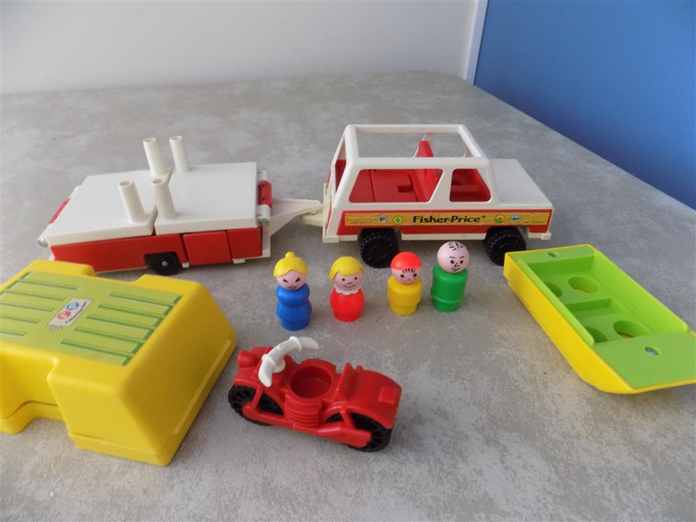 Fisher Price Little People Play Family #992 Pop-Up Camper picture 23644