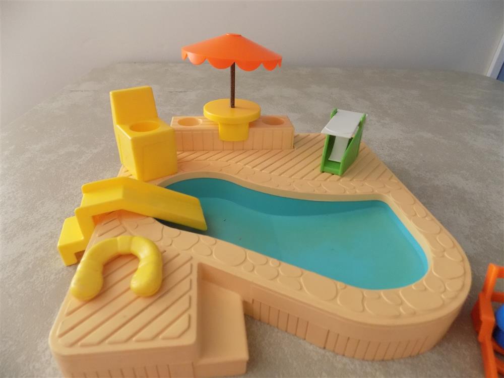 Fisher Price Little People #2526 Swimming Pool Vintage complete set picture 23630