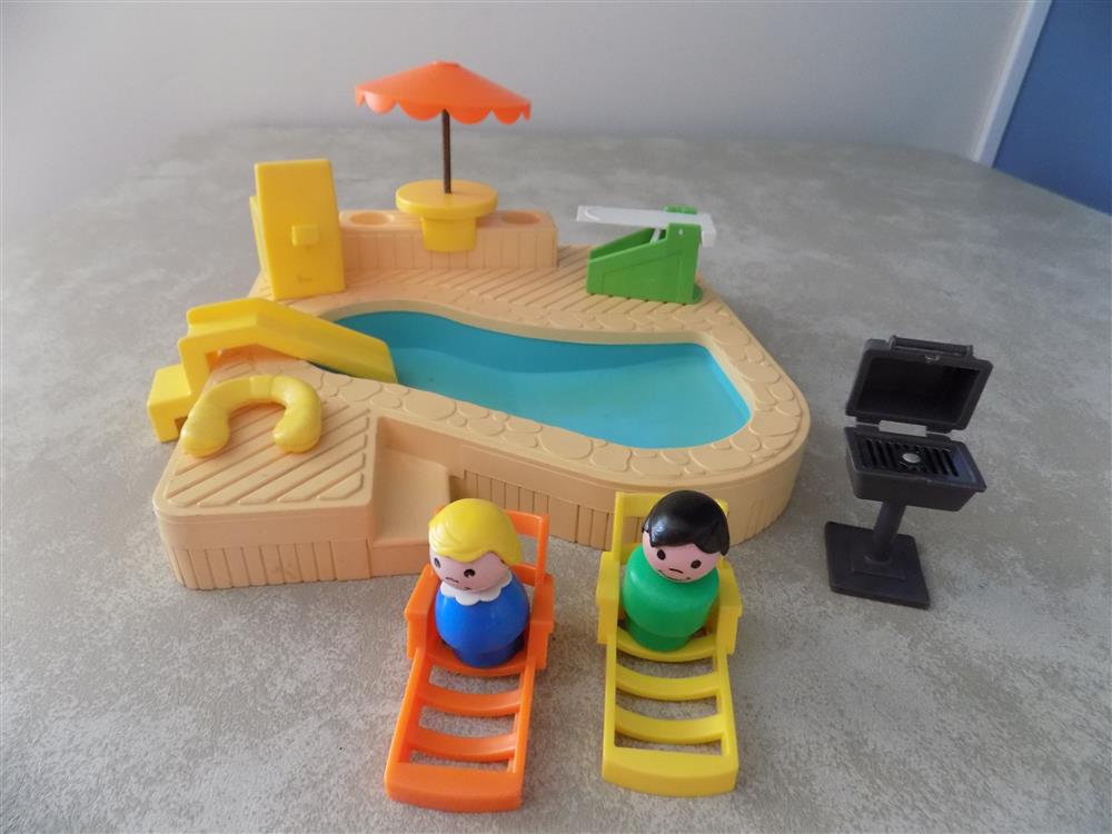 Fisher Price Little People #2526 Swimming Pool Vintage complete set picture 23631