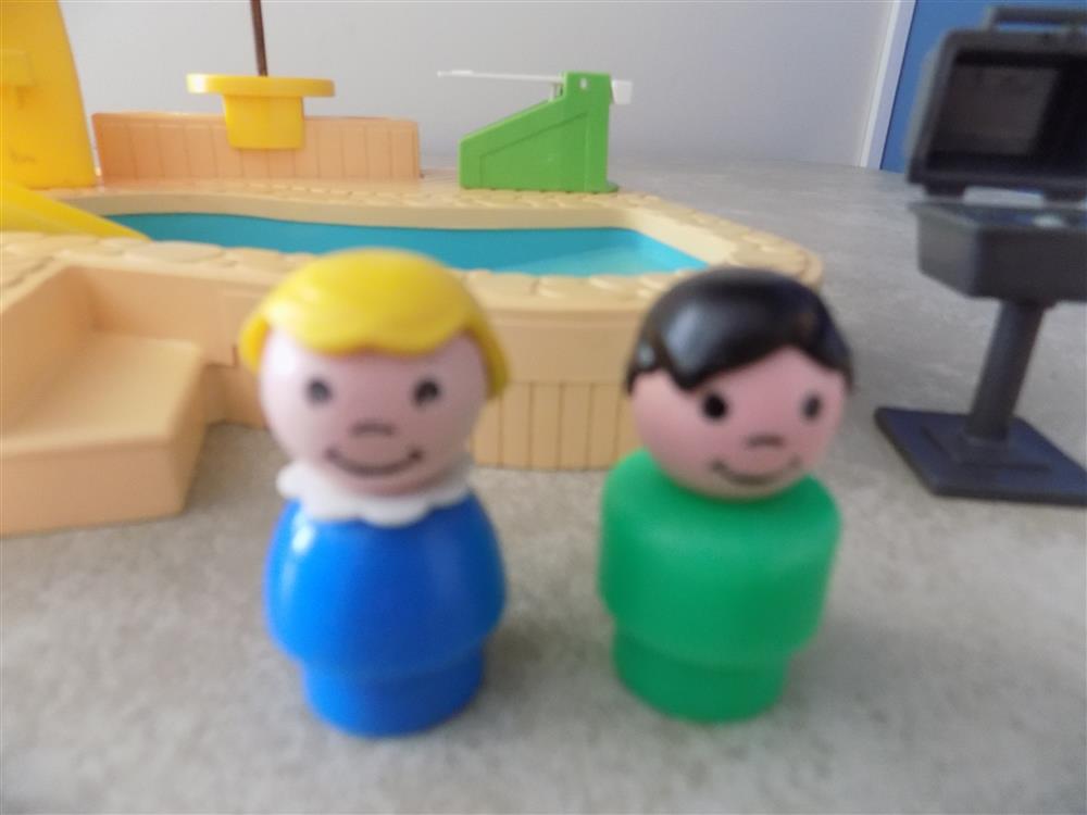 Fisher Price Little People #2526 Swimming Pool Vintage complete set picture 23632