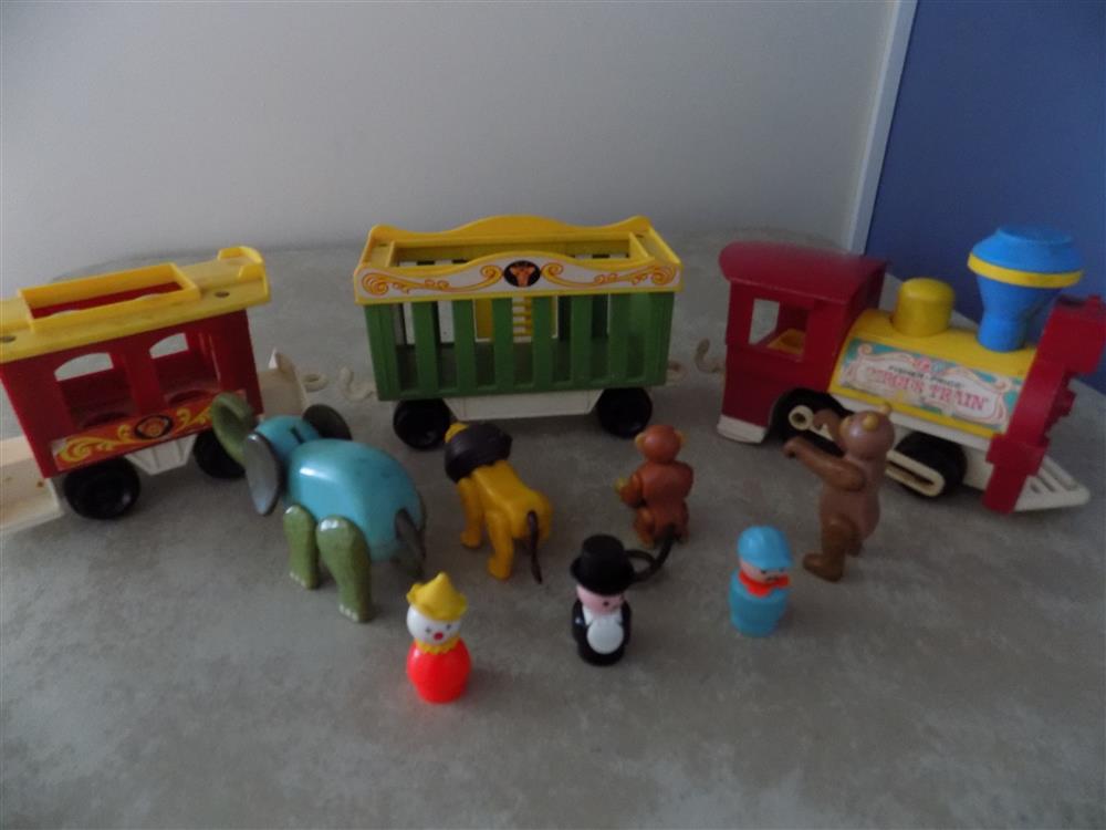 Fisher Price Little People #991 Play Family Circus Train 3 Car picture 23666