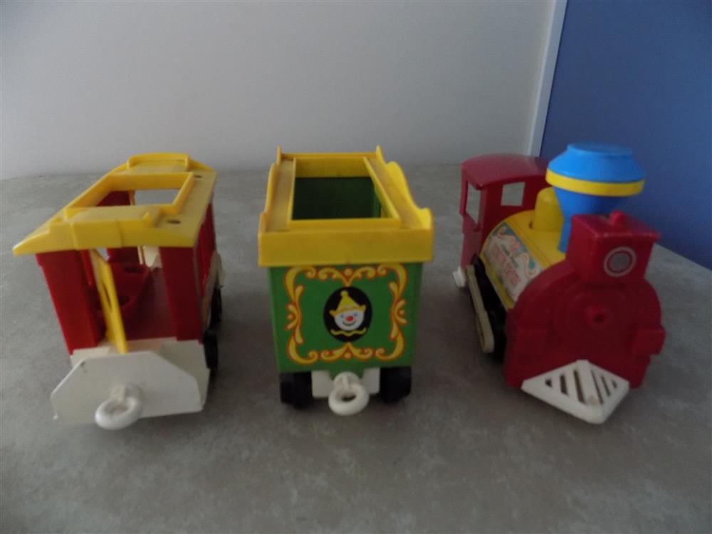 Fisher Price Little People #991 Play Family Circus Train 3 Car picture 23669
