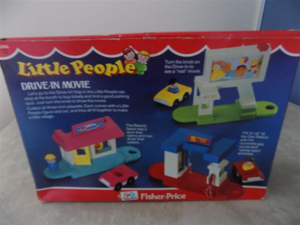 Fisher Price Little People Drive In Movie Theater #2454 Sealed picture 23693