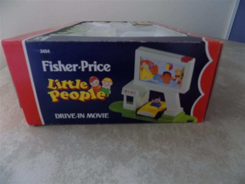 Fisher Price Little People Drive In Movie Theater #2454 Sealed picture 23696