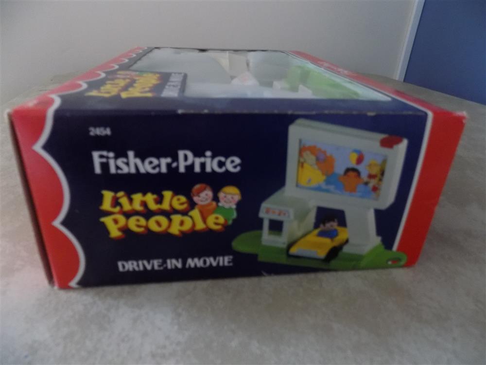Fisher Price Little People Drive In Movie Theater #2454 Sealed picture 23697