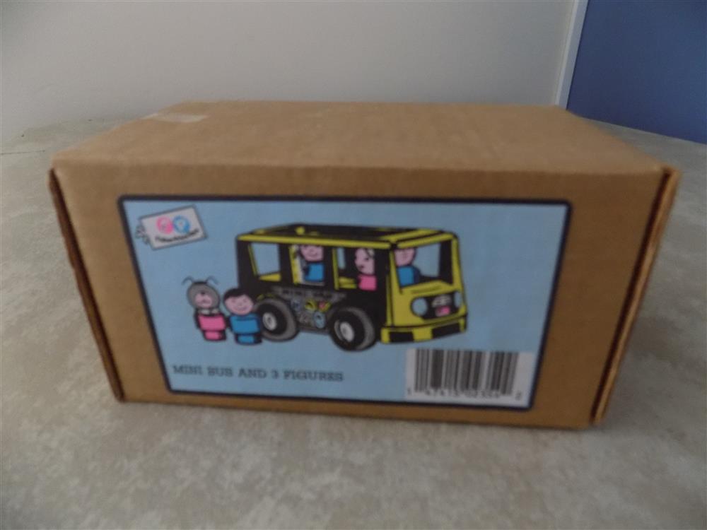 Fisher Price Little People Mini Bus Pampers Promotional Sealed picture 23704
