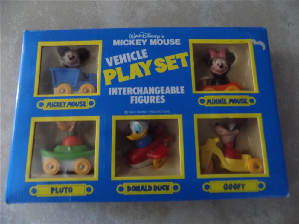 Vintage Walt Disney Mickey Mouse Vehicle Play Set Illco Near Mint Set picture 23727