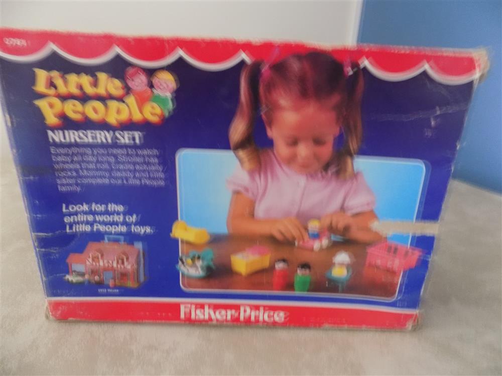 Fisher Price Nursery Set with Little People #761 picture 23729