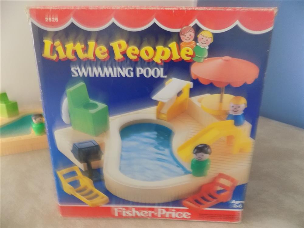 Fisher Price Little People Swimming Pool Set #2526 picture 23738