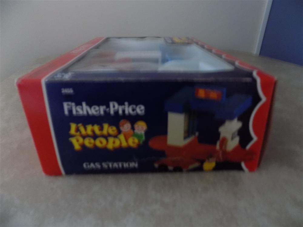 Fisher Price Little People Gas Station #2455 Mint picture 23748