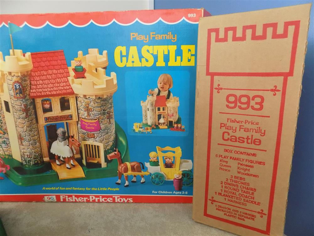 Fisher Price Little People Play Family Castle #993 Near Mint with both boxes picture 23756