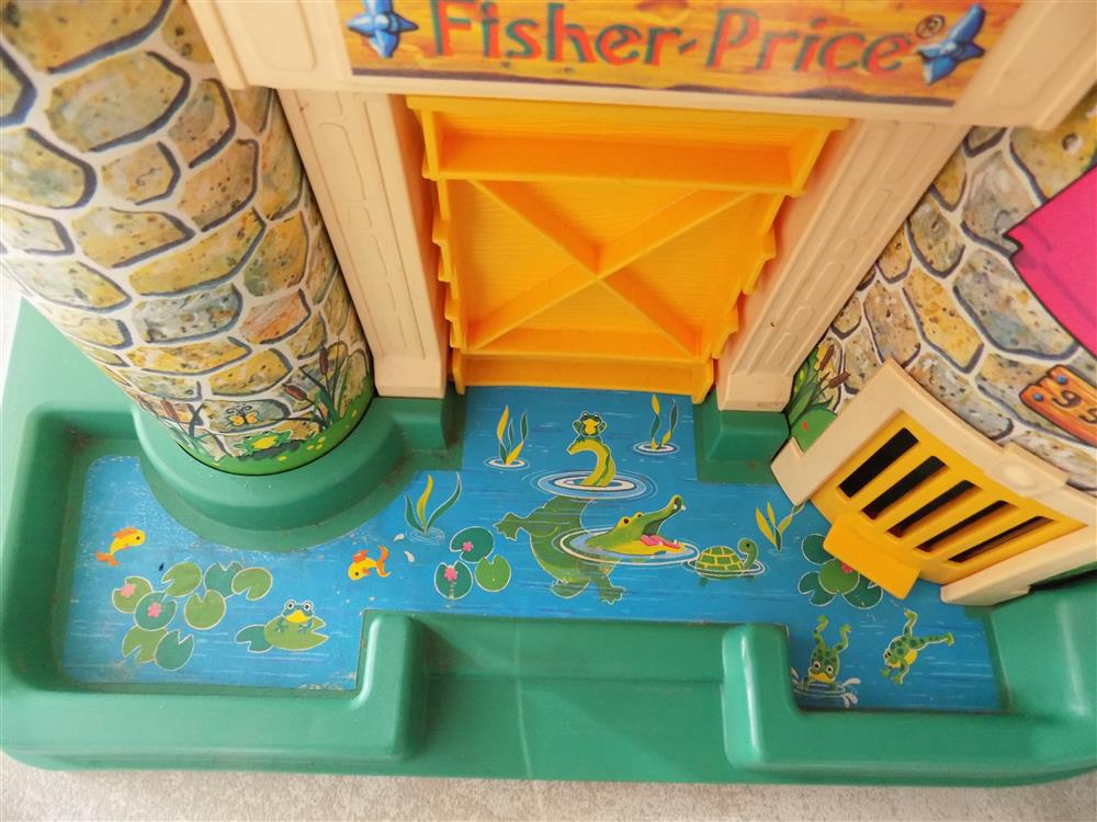 Fisher Price Little People Play Family Castle #993 Near Mint with both boxes picture 23767