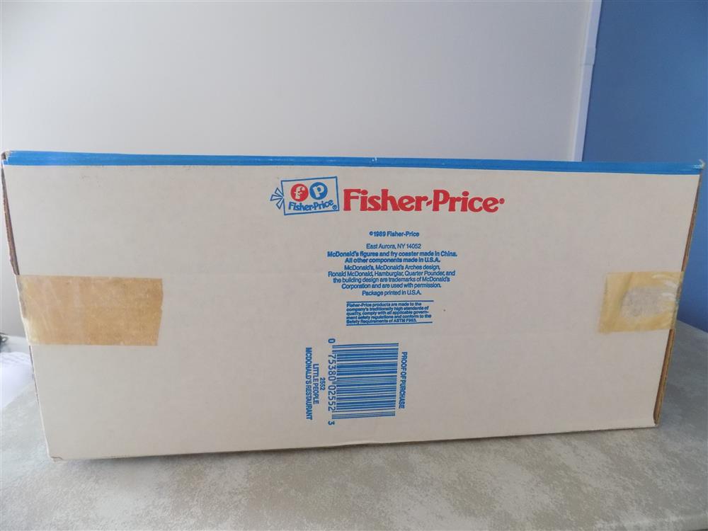 Vintage Fisher-Price Little People McDonalds Restaurant Set #2552 - New In Sealed Box (1990) picture 23773