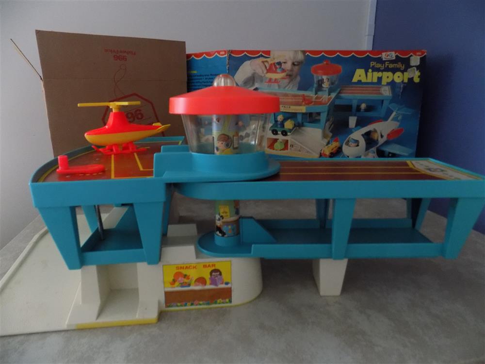 Fisher Price Little People Play Family Airport #993 With both Boxes picture 23784