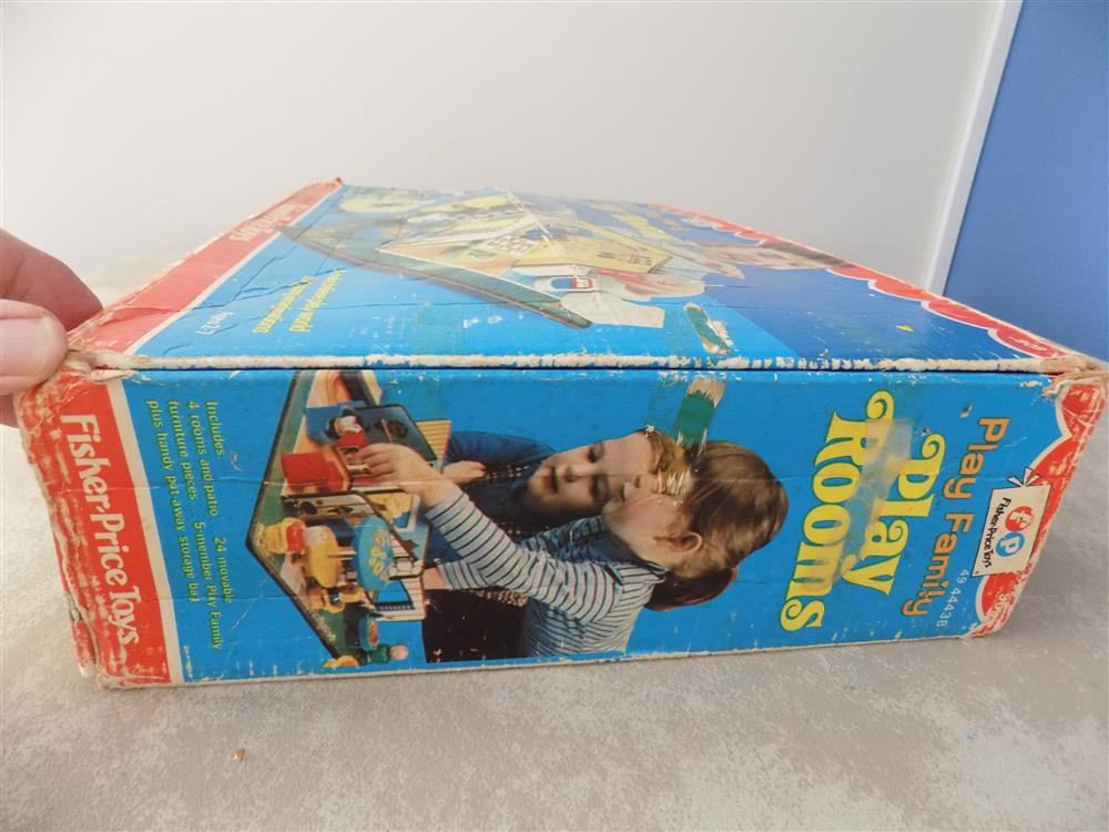 Fisher Price Play Family Rooms #909 Incomplete picture 23528