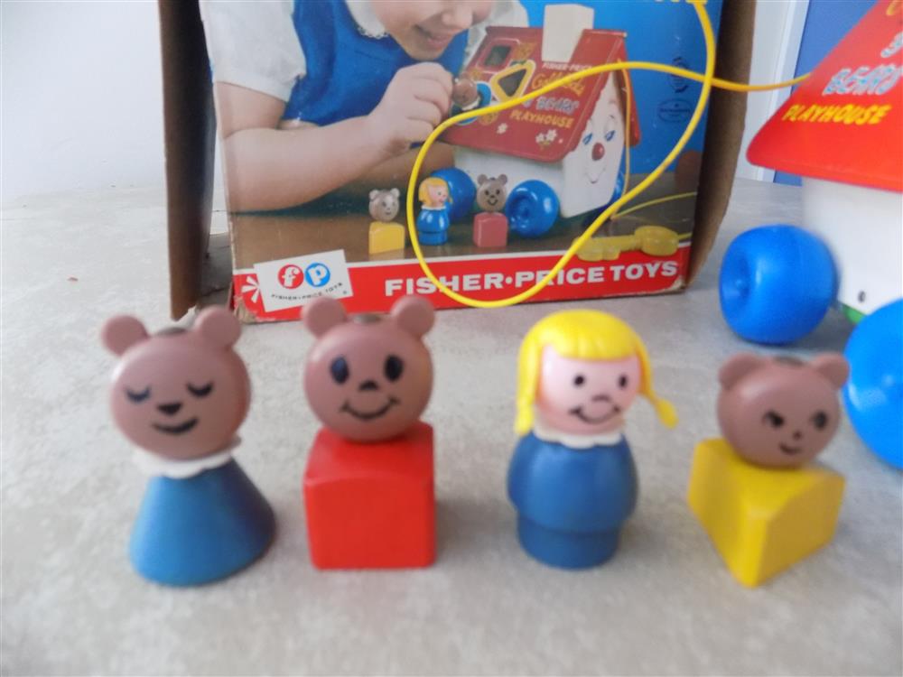 Fisher Price Goldilocks and Three Bears Playhouse Pull Toy #151 picture 23793