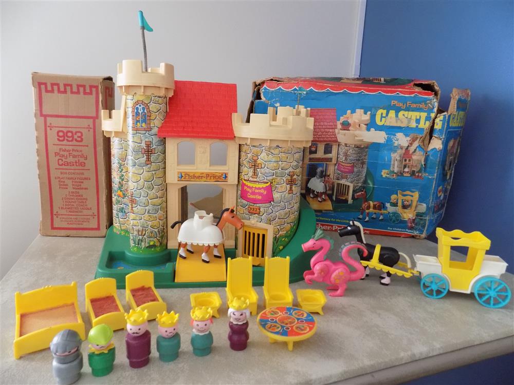 Fisher Price Little People Castle #993 Vintage 1974 Excellent picture 23529