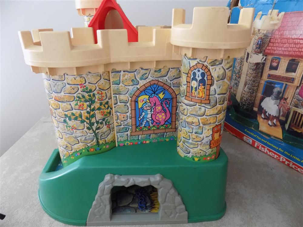 Fisher Price Little People Castle #993 Vintage 1974 Excellent picture 23541