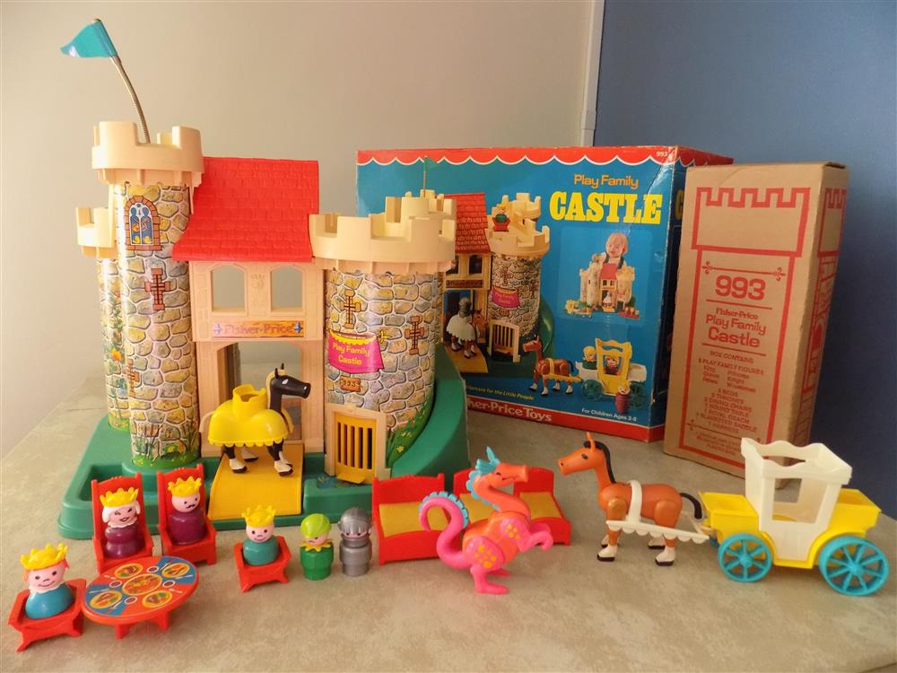 Fisher Price Little People Castle #993 Vintage Mint with Two Boxes picture 23832