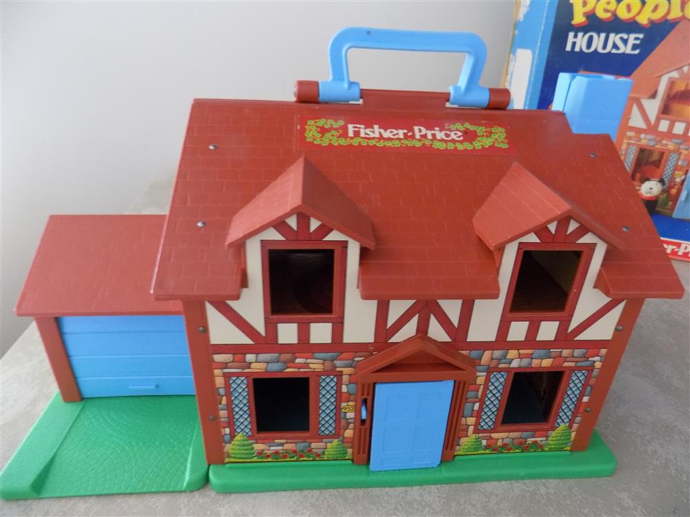 Fisher Price Little People Brown Tudor House #952 Excellent picture 23600