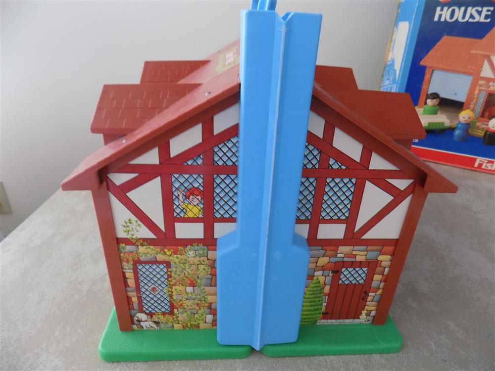 Fisher Price Little People Brown Tudor House #952 Excellent picture 23601