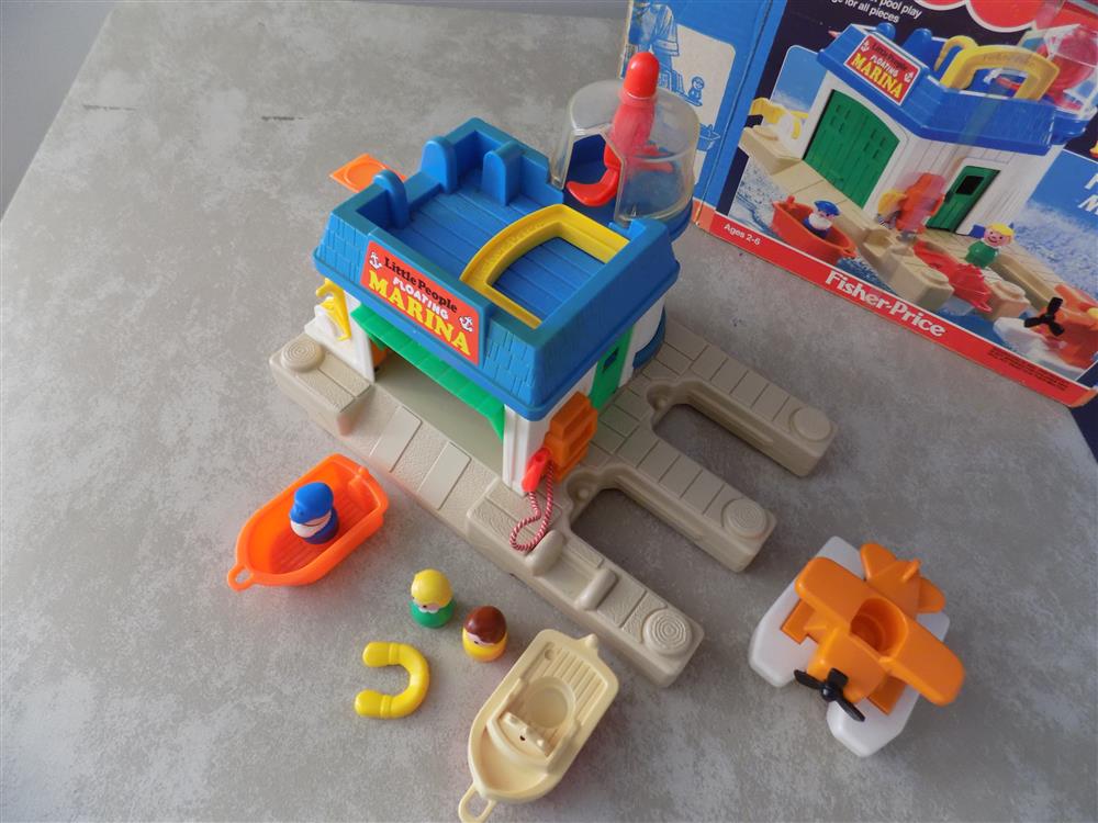 Fisher Price Little People Floating Marina #2582 picture 23591