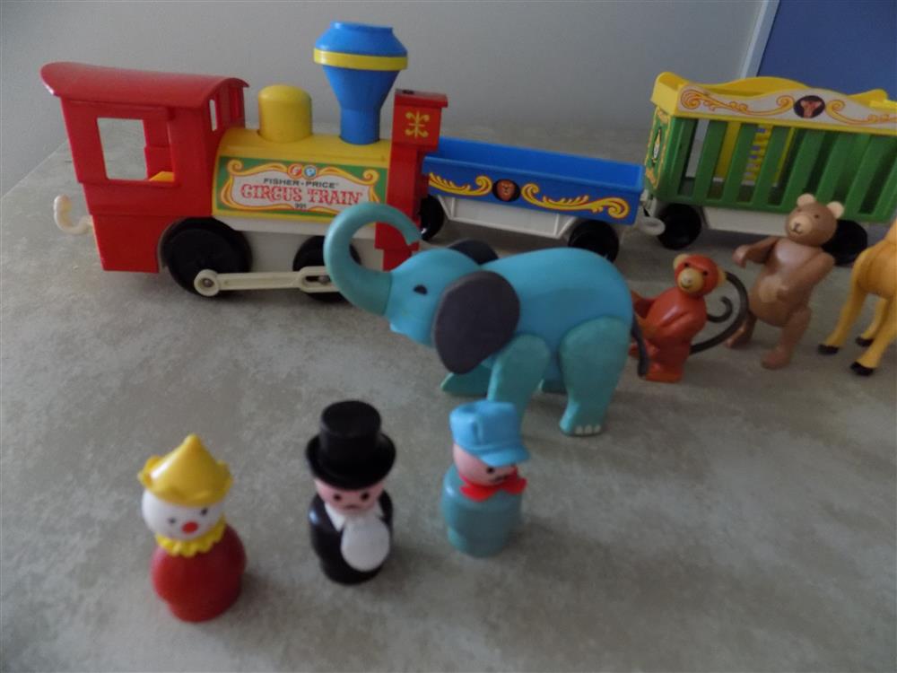 Fisher Price Little People Circus Train #991 Excellent picture 23858