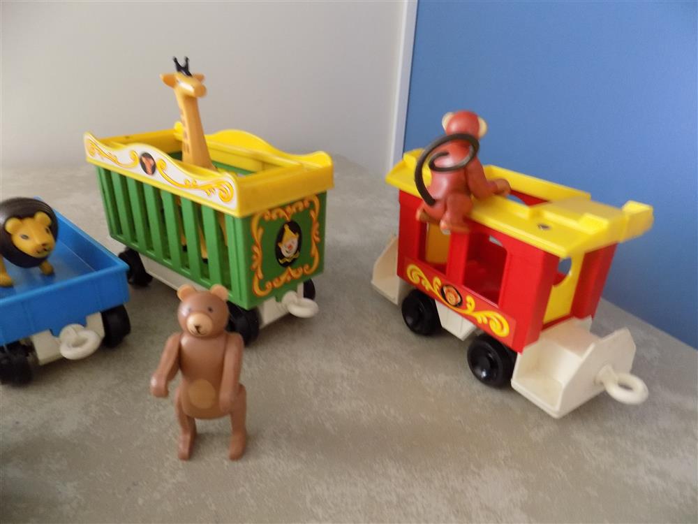 Fisher Price Little People Circus Train #991 Excellent picture 23864