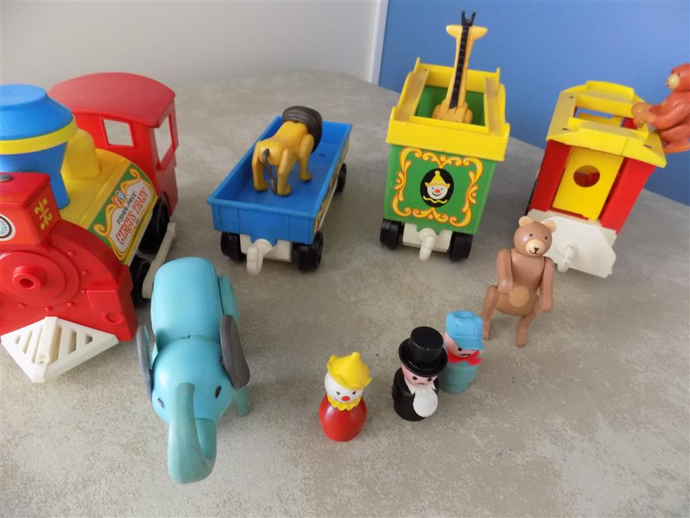 Fisher Price Little People Circus Train #991 Excellent picture 23866
